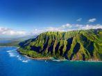 Beautiful aerial view of spectacular Na Pali coast, Kauai, Hawaii.